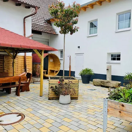 Rosenchalet * Leinach