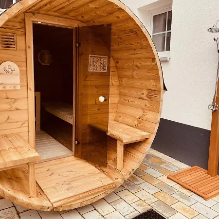 Rosenchalet * Leinach