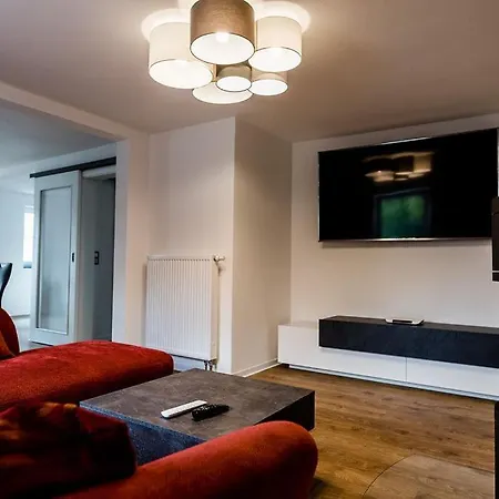 Feriehus Rosenchalet Leinach