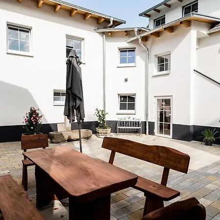 Rosenchalet Leinach